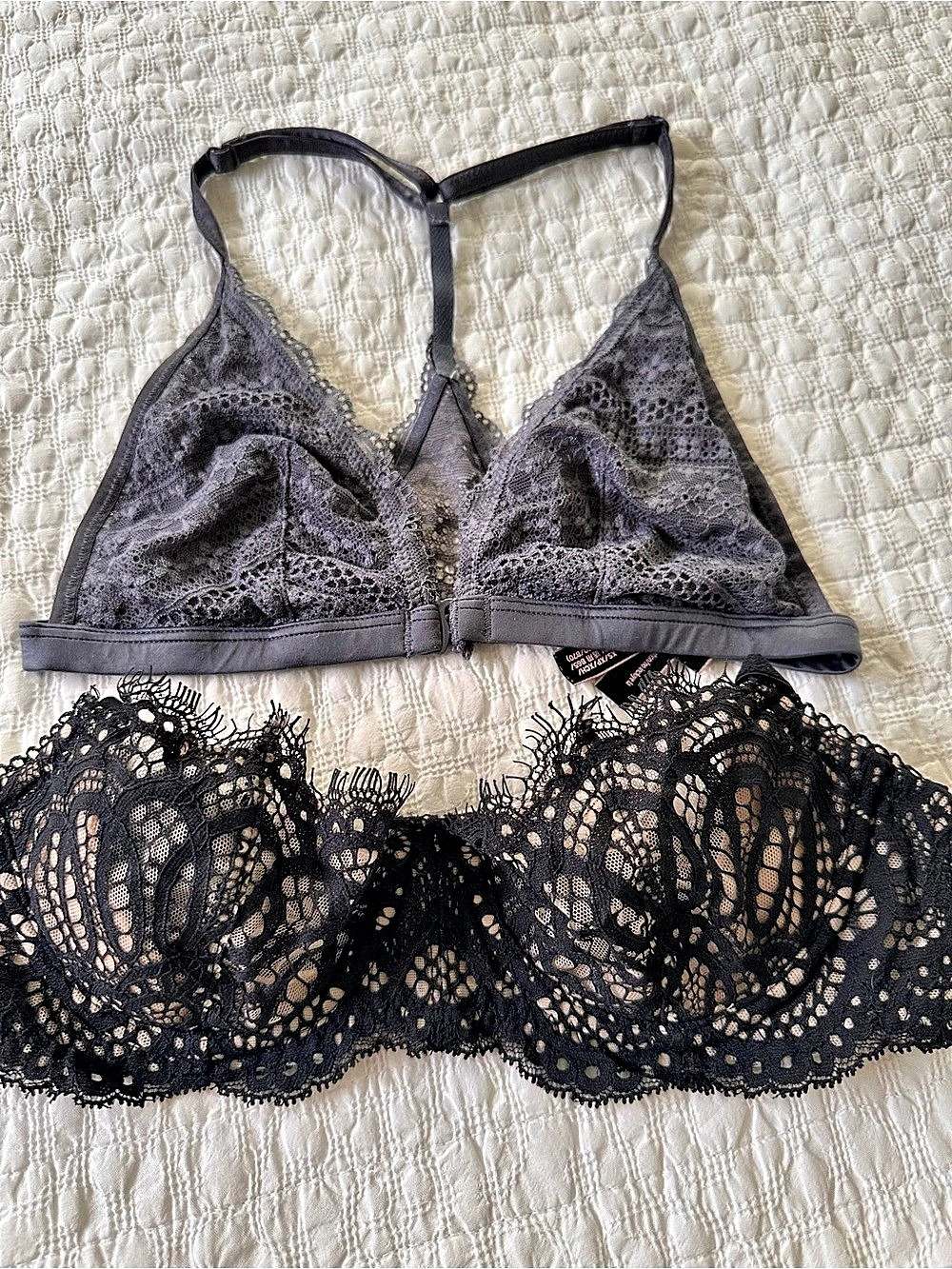 Victoria's Secret Black Lace Bra 32 B and gray bralette XS